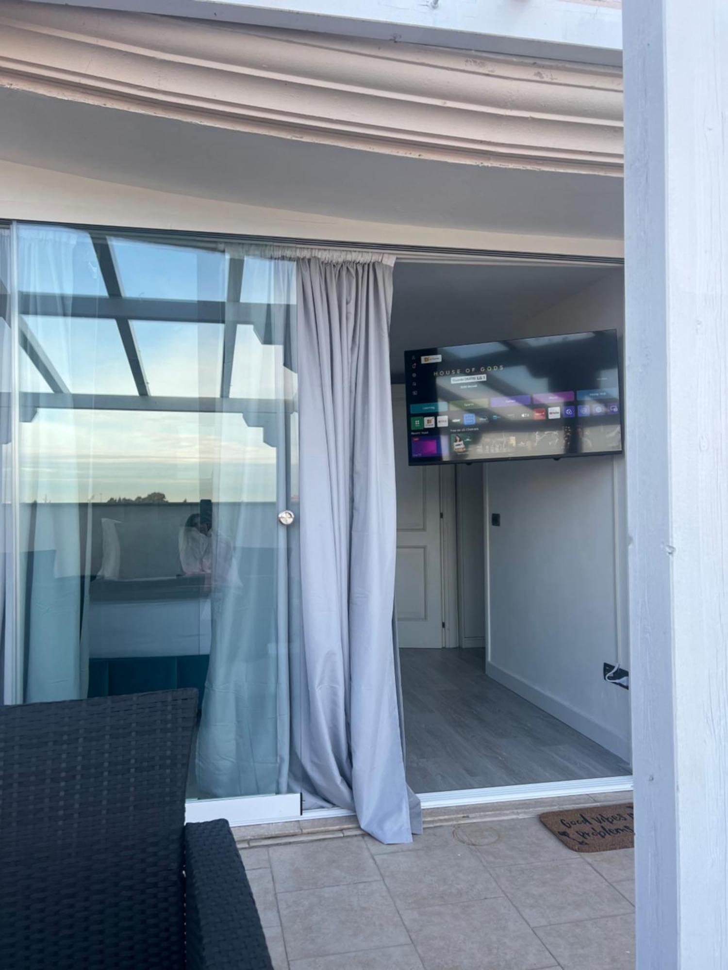 Mezzo Experience Holiday Home Eur โรม ภายนอก รูปภาพ
